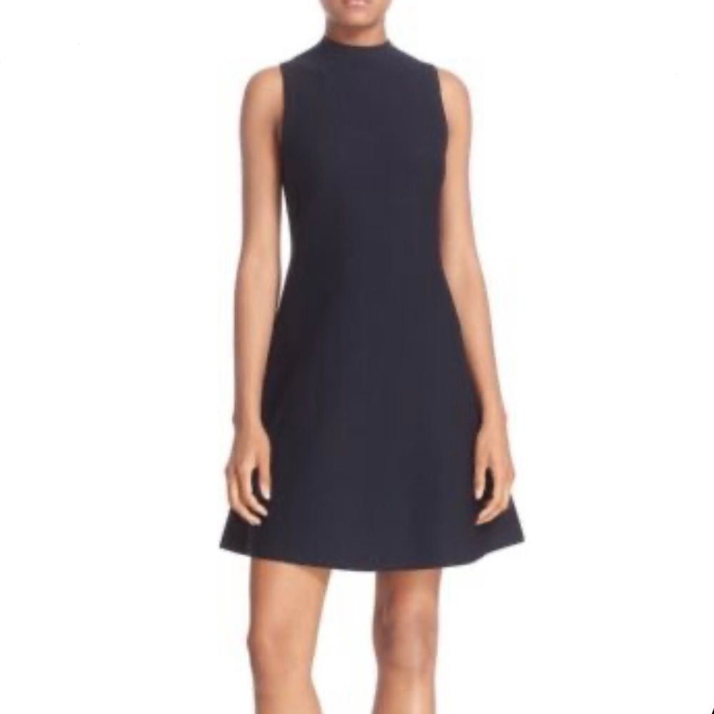 Theory Ineeta Wool Marino Dress in Navy Size: S